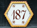 Hausnummer 187